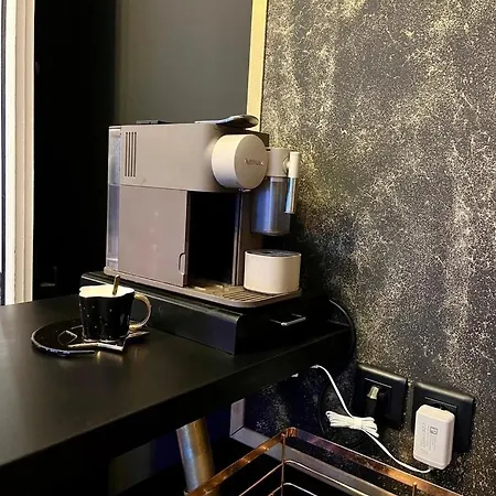 Au Coeur Des Ternes - Arc De Triomphe