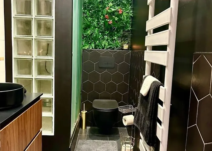 Appartement Au Coeur Des Ternes - Arc De Triomphe Parijs