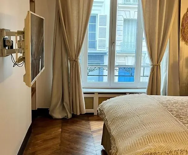Appartement Au Coeur Des Ternes - Arc De Triomphe Parijs
